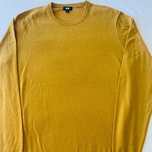Uniqlo Fine Wool Sweater